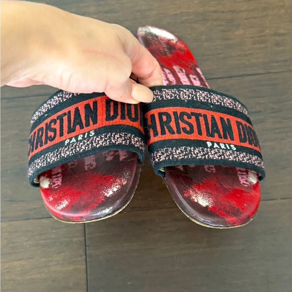 DIOR Dway slides - Picture 3 of 4